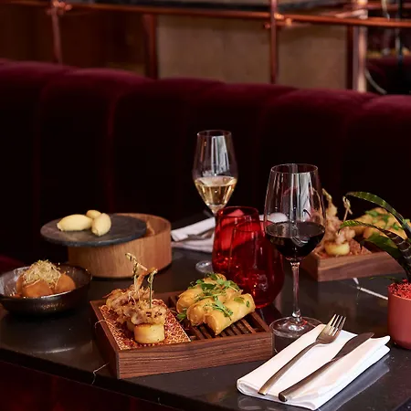 Marquis A Member Of Melia Collection Tour Eiffel 5*