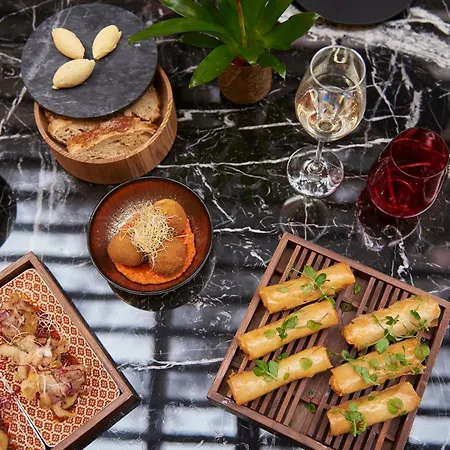 Hotel Marquis A Member Of Melia Collection Tour Eiffel Paris