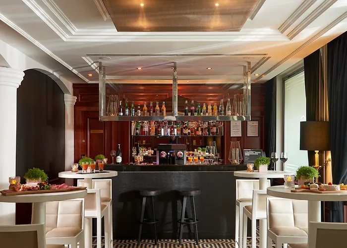 Marquis A Member Of Melia Collection Tour Eiffel Hotel París